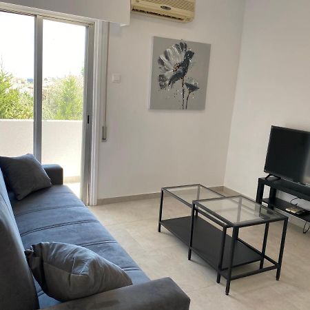 1-Bedroom Apartment With View Λεμεσός Εξωτερικό φωτογραφία